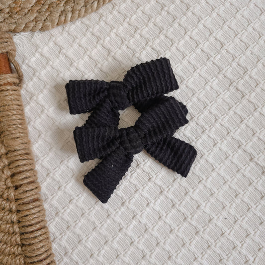 Black Pinwheel Piggies